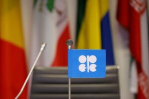 Oil rises to 3-week highs as OPEC+ agrees to deep cuts, U.S. stockpiles fall