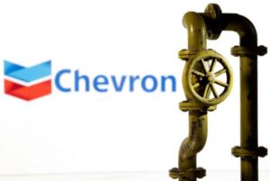 Australia LNG union to accept industrial umpire terms in Chevron dispute-source