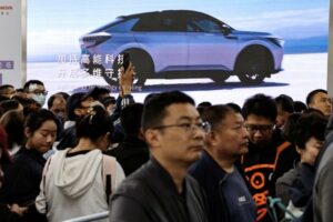 Foreign automakers eager for Chinese partners at Beijing auto show