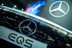 Mercedes-Benz vows to defend pricing levels after in-line Q1 profit drop
