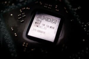 Chipmaker AMD narrowly beats first-quarter revenue estimates