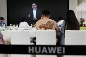 Huawei's high-profile consumer boss Richard Yu shifts role