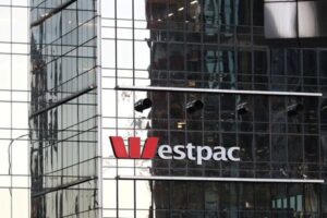 Westpac announces new $661 million buyback and special dividend, profit slumps