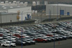 Mexico's auto production, exports jump in April