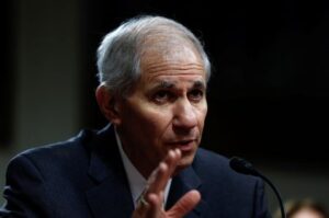 FDIC's Gruenberg vows reforms after 'sobering' review of workplace conduct