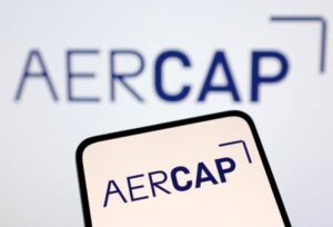 AerCap sees tight jetliner market, places big engine order