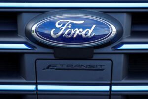 US auto safety agency raises concerns on Ford SUV recall