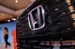 Honda sees full-year profit rising 2.8%