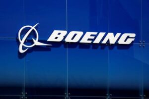 Unions, lawmakers protest Boeing firefighter lockout
