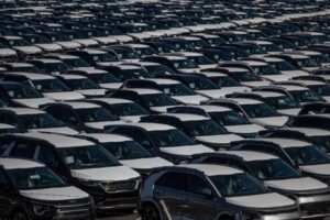U.S. auto insurance shoppers jump 6% in Q1, TransUnion says