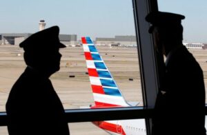American Airlines must face pilots' lawsuit over paid military leave