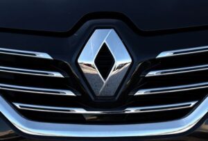 Renault, Geely create joint venture for hybrid, combustion engines