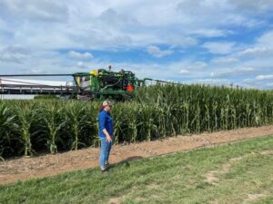 New Bayer short corn variety stands up to high winds, but not over 100 mph
