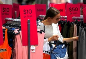 Australia consumers balance budget relief against rate risks