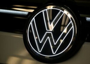 Volkswagen to recall 271,000 U.S. vehicles over possible air bag issue
