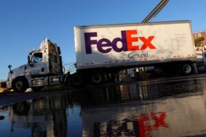 FedEx stock leaps on upbeat profit target, possible freight unit sale