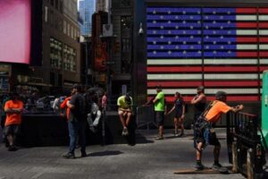 US workplace safety agency proposes protections from extreme heat
