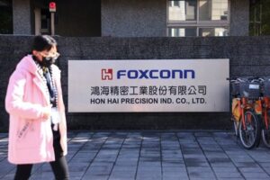 Foxconn Q2 revenue beats market forecast on AI server demand