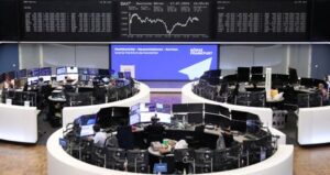 European shares end marginally lower as tech sell-off stymies advances