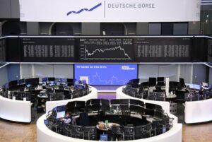 Europe's STOXX 600 logs weekly decline as tech, resources shares weigh