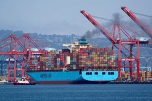 Retailers' early US back-to-school sales hasten peak ocean shipping season
