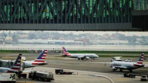 Major US carriers ground flights amid global cyber outage