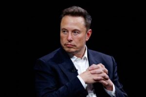 Elon Musk says Fed foolish not to have cut interest rates