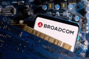 Broadcom shares slump as revenue target fails to impress  investors counting on AI boost