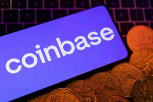 Coinbase must face shareholder lawsuit over SEC risks