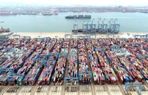 China's exports top forecasts, imports hurt by depressed domestic demand