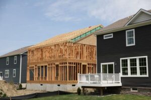 U.S. homebuilder D.R. Horton profit rises on tight housing supply