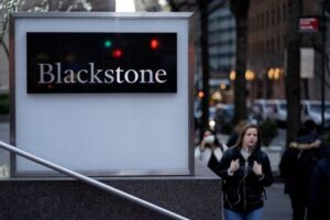 Blackstone reports 1% rise in first-quarter earnings