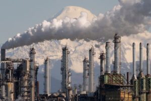 US refiners' profits to fall from last year but margins remain strong
