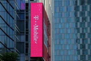 T-Mobile to invest $950 million in venture with EQT to buy fiber optic network provider Lumos