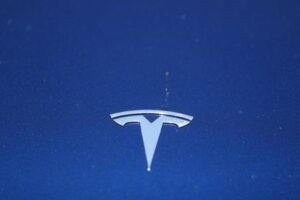 Tesla to lay off 693 employees in Nevada -government notice