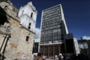 Colombia central bank hikes borrowing costs to 10%, raises 2022 GDP estimate