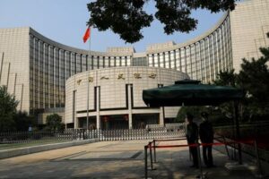 Analysis-'Asset famine' in China curbs central bank's bond trading ambitions