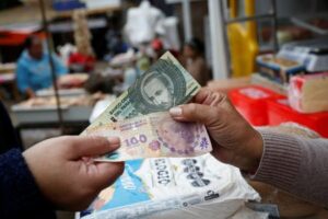 Argentina's 300% inflation and propped-up peso spawn Paraguay border ghost town