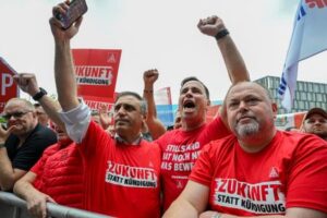 German metalworkers' union seeks 7% raise before bargaining round