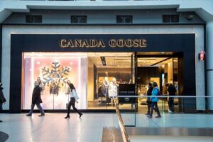 Canada retail sales fall in May, boosting interest rate cut calls