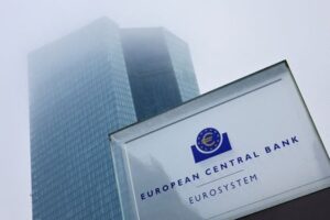 Analysis-ECB dents traders' hopes for October rate cut