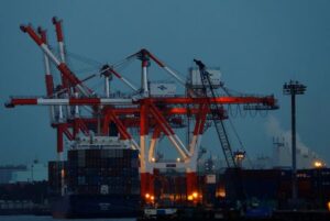 Japan exports rise 7.3% year/year in March