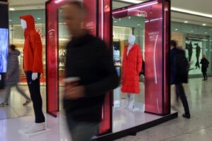 UK retail stagnated again in March, ONS says