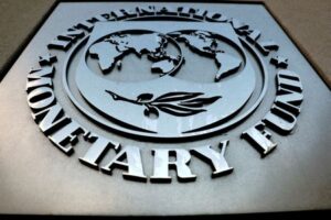 IMF urges Italy, France to spend less, Germany to loosen purse strings
