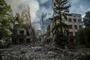 G7 pledges unwavering support for Ukraine; shopping centre 'hit by Russian missile'