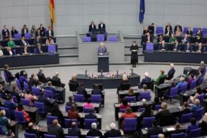 King Charles lauds unity on Ukraine war in bilingual Bundestag speech